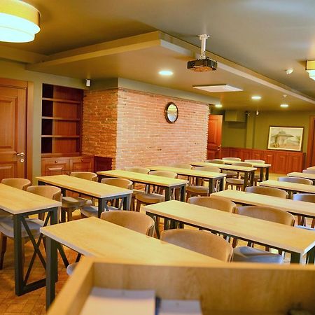 Sarajevo Suit Hotel Коджаели Екстериор снимка