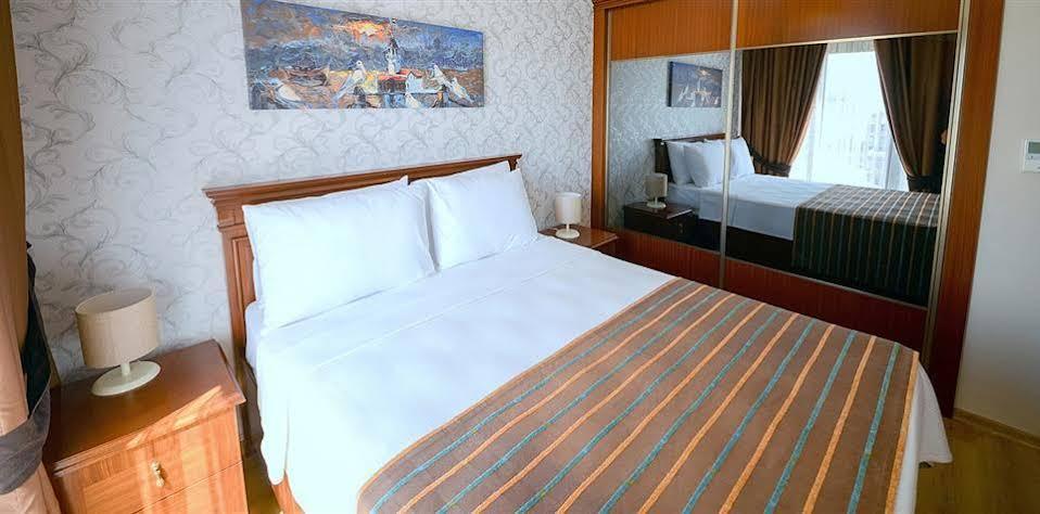 Sarajevo Suit Hotel Коджаели Екстериор снимка