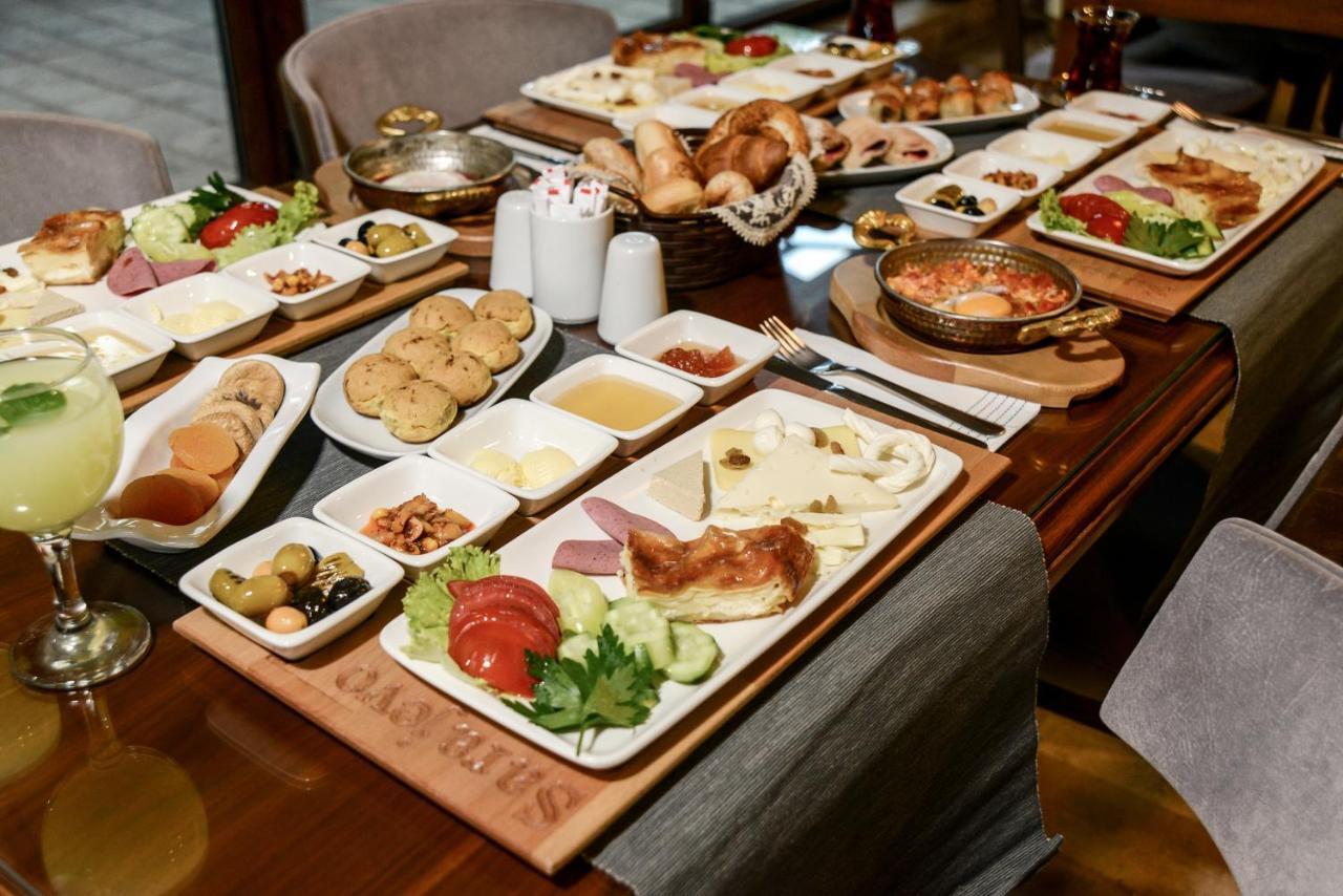 Sarajevo Suit Hotel Коджаели Екстериор снимка